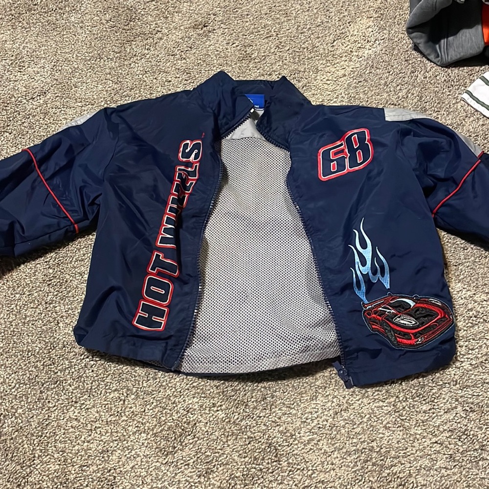 Boys size 4t light weight jacket cars